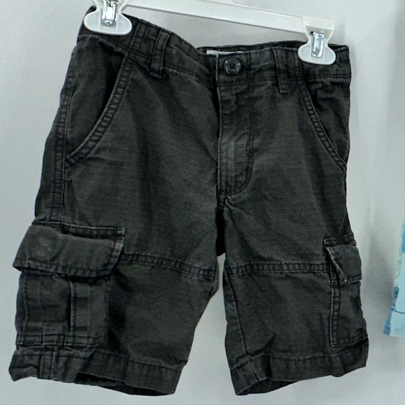 Old navy gray khaki & blue plaid Bundle of shorts sz 6 Button, adjustabl… - Picture 3 of 11